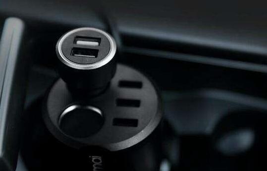什么是車載充電器？它有哪些特點(diǎn)？