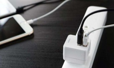 如何判斷充電器能給手機快充？怎么選擇？