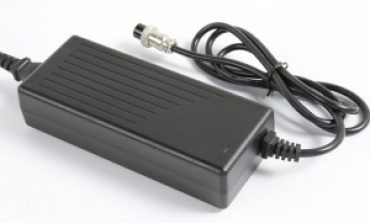 12V 鉛酸蓄電池充電器的設計原理、物料清單、充電曲線