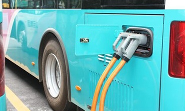 南理工改進電動大巴鋰電池充電 充40分鐘跑150公