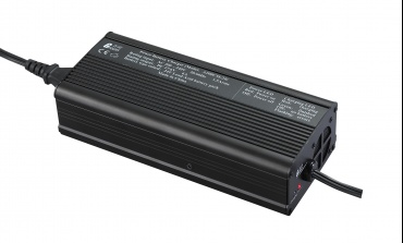 12V電瓶充電器的電流表和電壓表如何正確查看和讀懂？