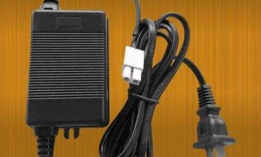 如何區分高端電源適配器和低端電源適配器，兩者之間的區別？